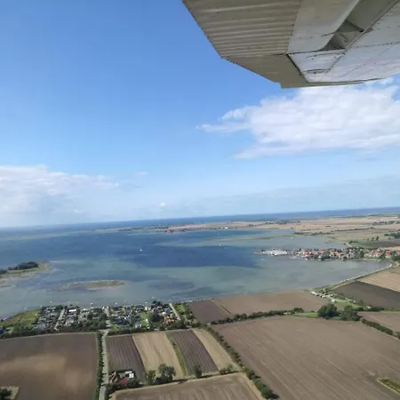 Fewo-Fehmarn-Burgtiefe-Suedstrand-Captains-Corner *